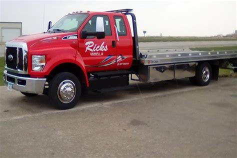 Rick's towing - Ricks Towing & Transport offers reliable towing, transport, and hauling services for individual, industrial, and commercial customers. Whether you need a jump start, vehicle recovery, general freight, or heavy equipment hauling, we have the experience and equipment to help you. 